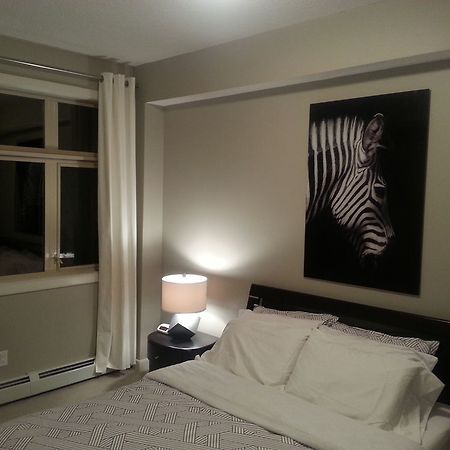Pinnacle Inn & Suites Aspen Calgary Ngoại thất bức ảnh